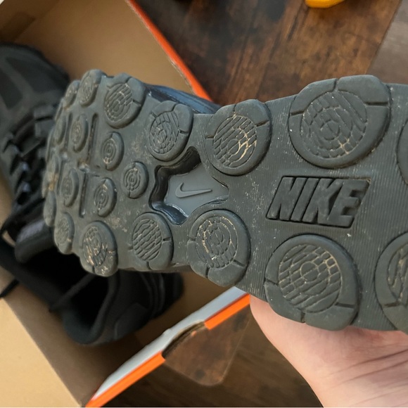 Black Nike Reax - Picture 8 of 10